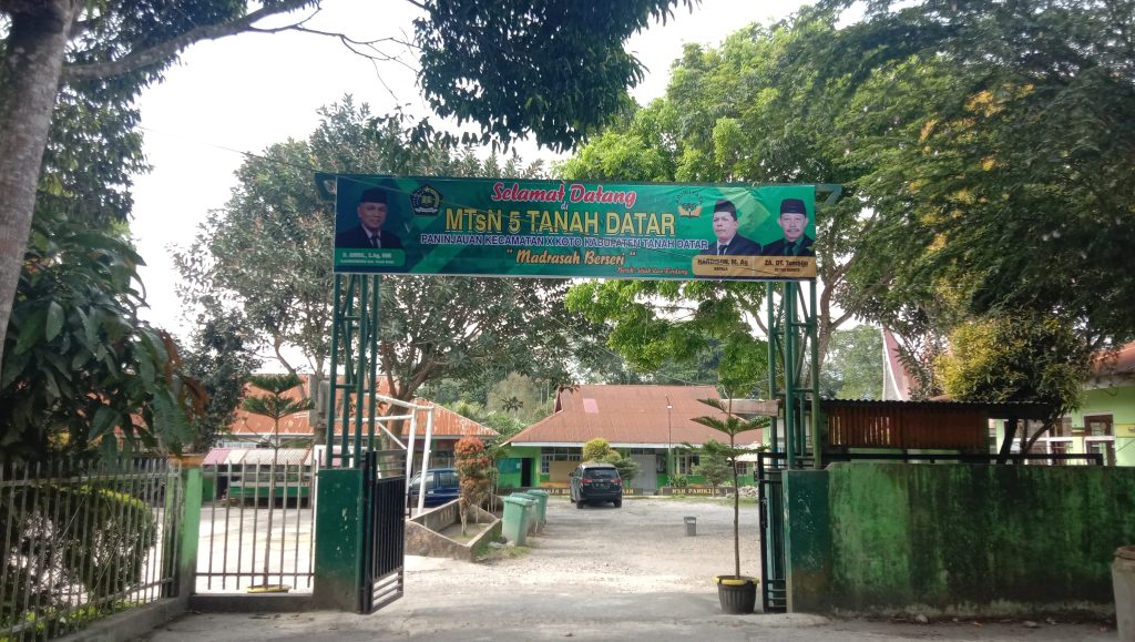 Gerbang Madrasah